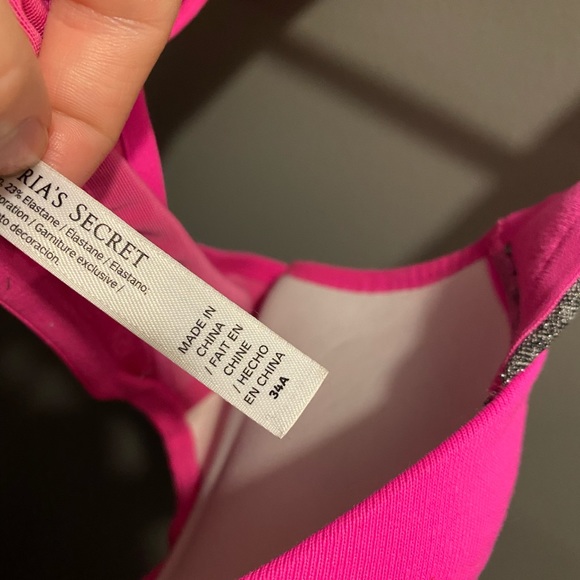 💟 3 FOR $30 💟 Victoria secret sports bra - Picture 3 of 5